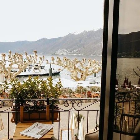 Vista Lakefront Boutique Hotel-3